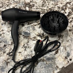 Black Hair Dryer with Diffuser